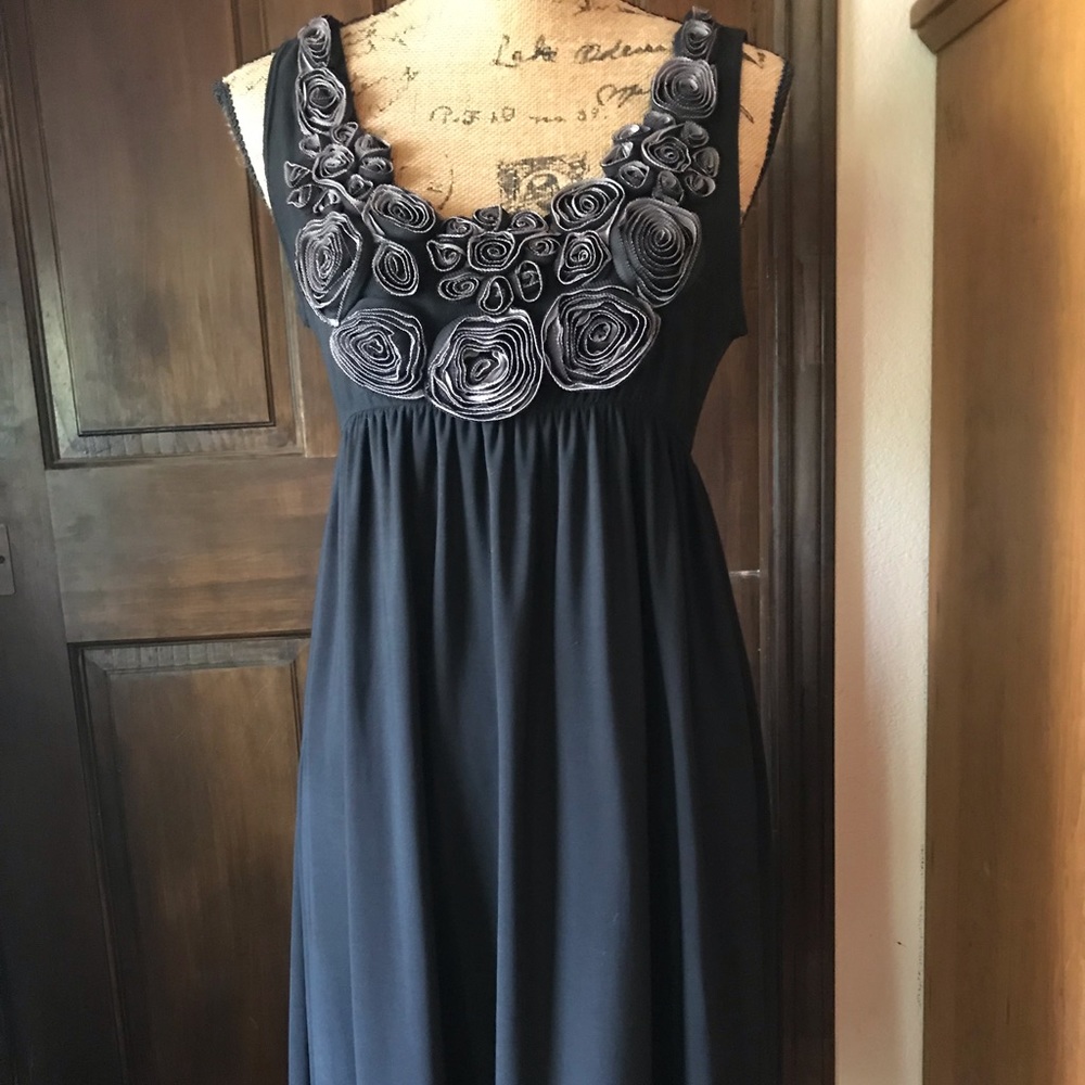 ROSETTES ARE IN FOR 2024!  Black Dress with Rosettes Embellishments